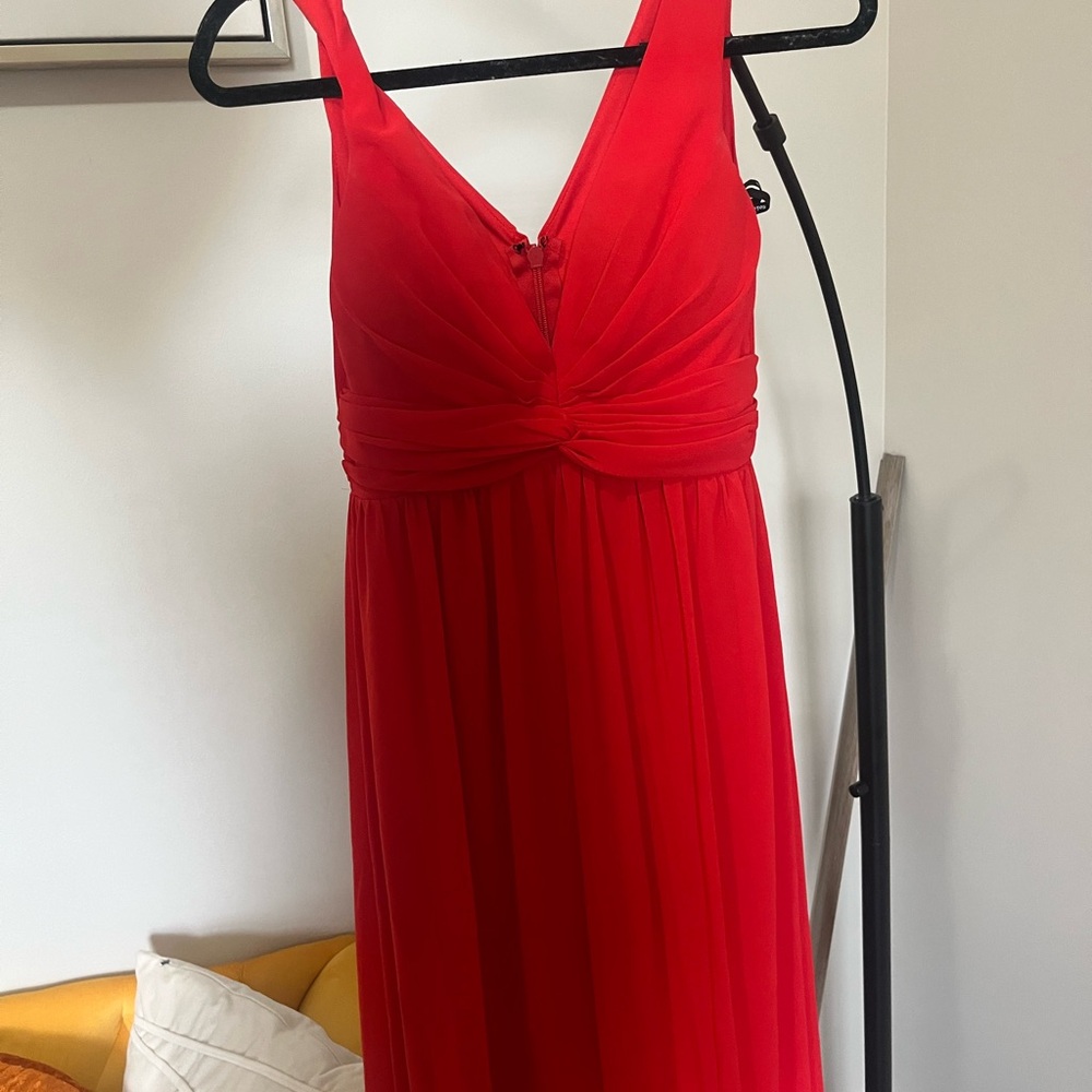 Elegant Red Sleeveless Dress